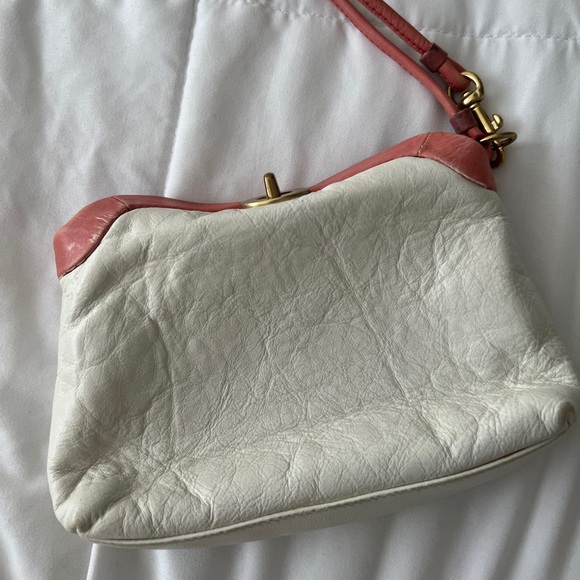 Coach Parker Turnlock Wristlet - Mini Pochette bag Chalk Coral - Picture 5 of 8